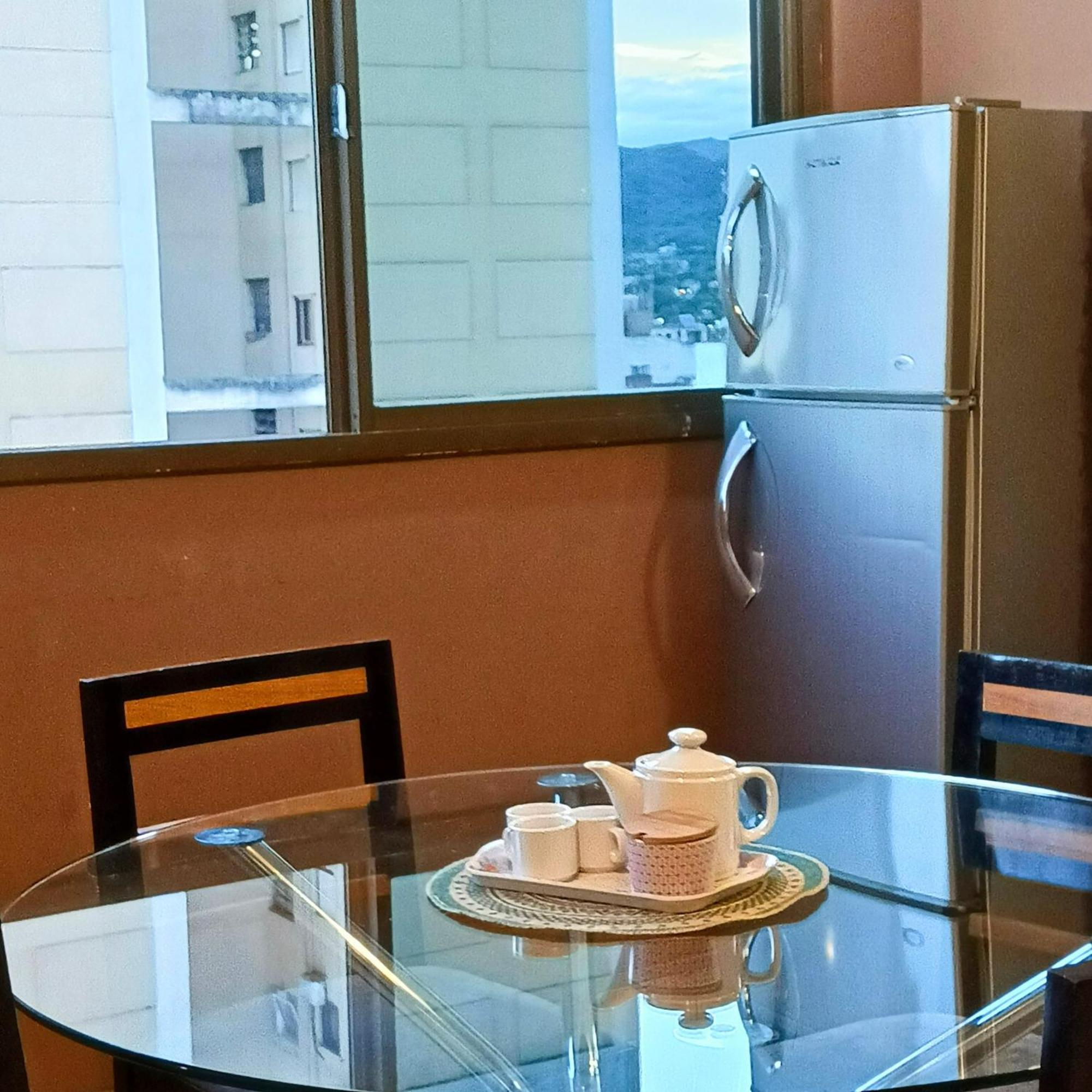 Apartotel Office Central Сан-Сальвадор-де-Жужуй Экстерьер фото